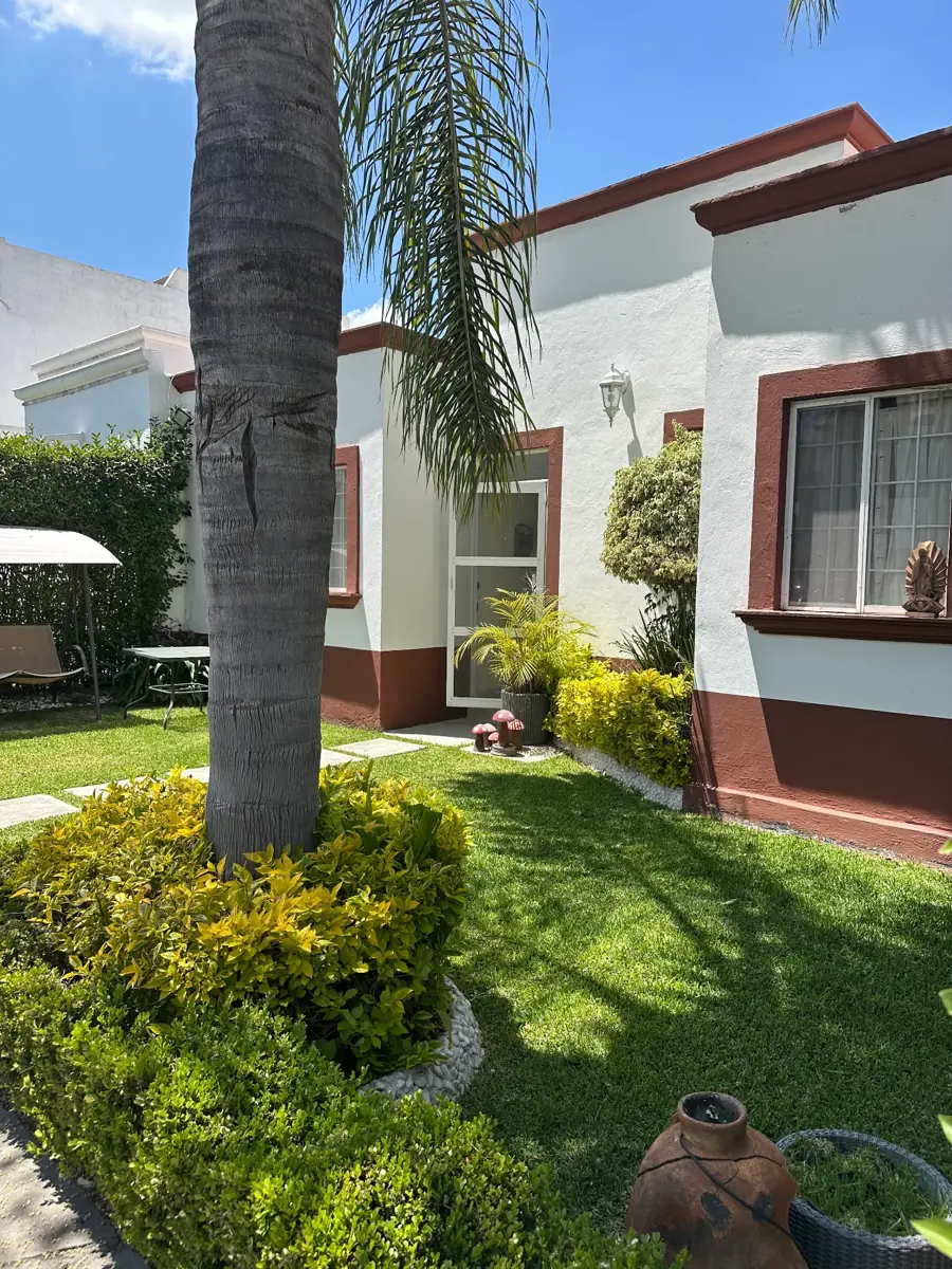 Casa en renta en Santa Cruz Nieto, San Juan del Río — foto 1 de 12