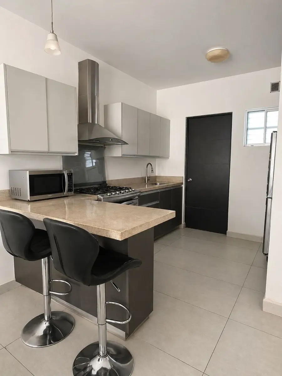 Casa en venta en Hacienda de Santa Catarina, Santa Catarina — foto 1 de 10