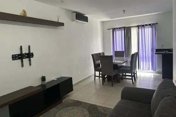 Casa en renta en Villas Castellana, Saltillo — foto 2 de 28