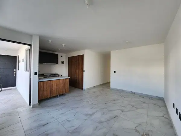 DEPARTAMENTO EN RENTA EN PB.  2 HAB. EN ZARÚ