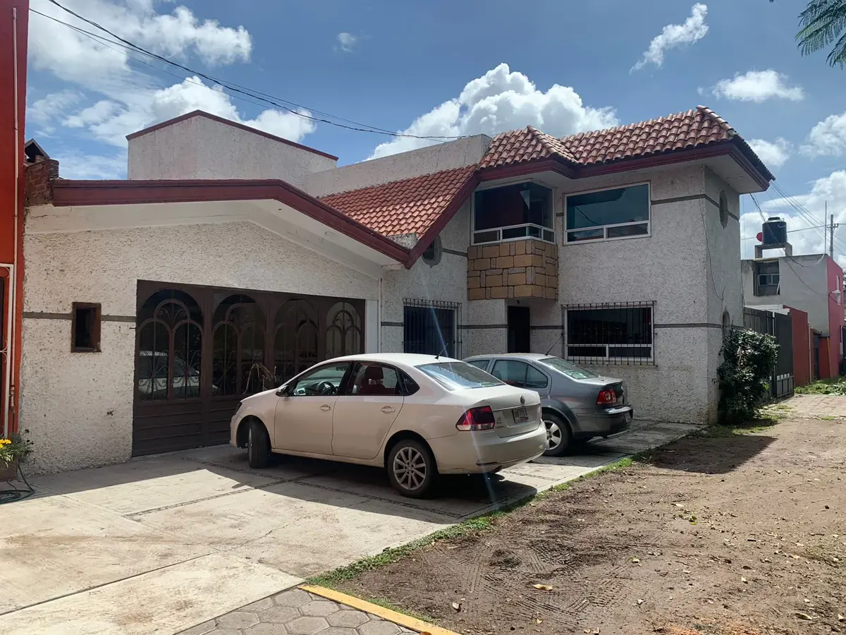 Casa en renta en San Francisco Acatepec, San Andrés Cholula — foto 1 de 25