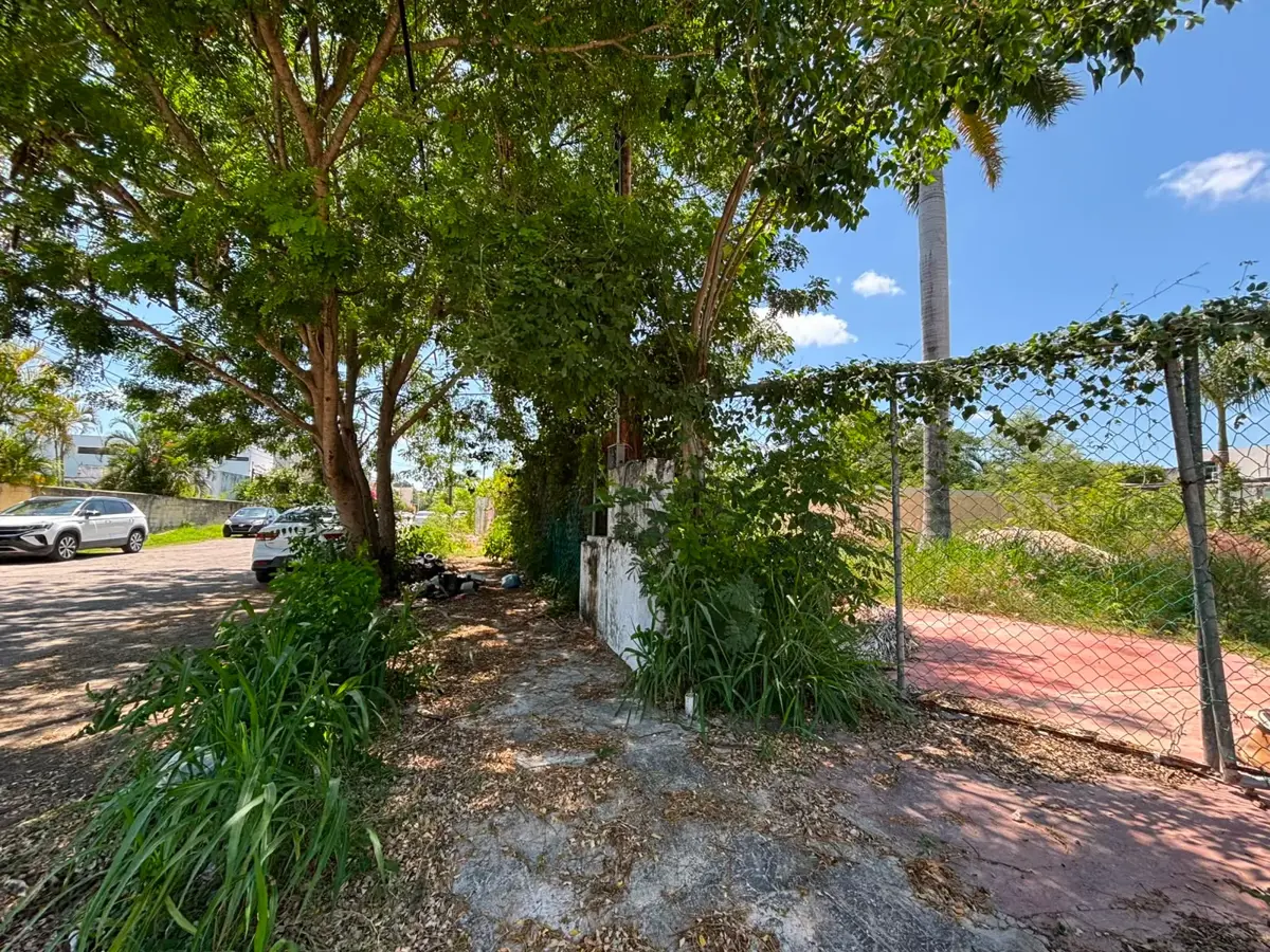 Terreno en venta en Residencial Colonia México, Mérida — foto 1 de 12