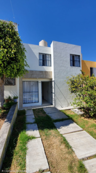VENTA CASA EN PRIVADAS EL TRÉBOL