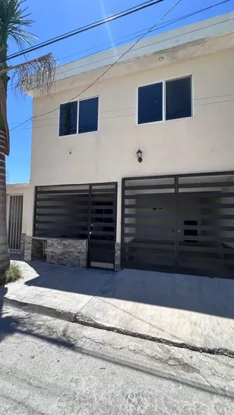 Casa en venta en Rincón de la Hacienda, Torreón, con cocina integral