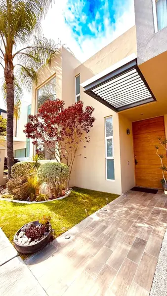 Casa de lujo en privada en Cumbres del Lago
