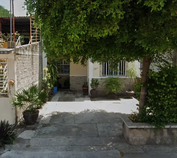 Casa en venta en Leonardo Rodriguez Alcaine, Lázaro Cárdenas — foto 3 de 3