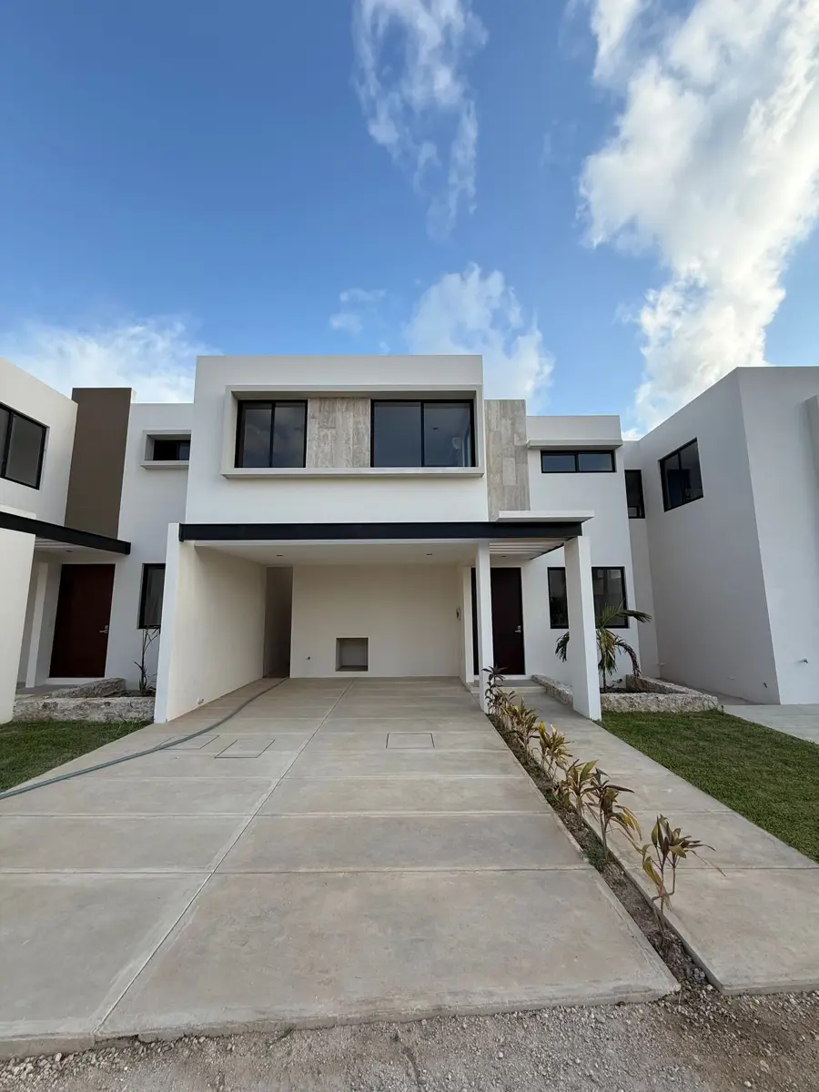 Casa en venta en Conkal, Conkal — foto 1 de 9