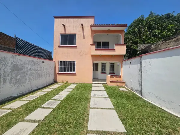 CASA CON ALBERCA 4 RECAMARAS EN CUAUTLA MORELOS