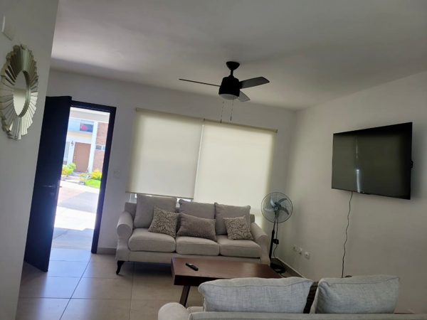 Casa en renta en Zibatá, El Marqués — foto 3 de 12