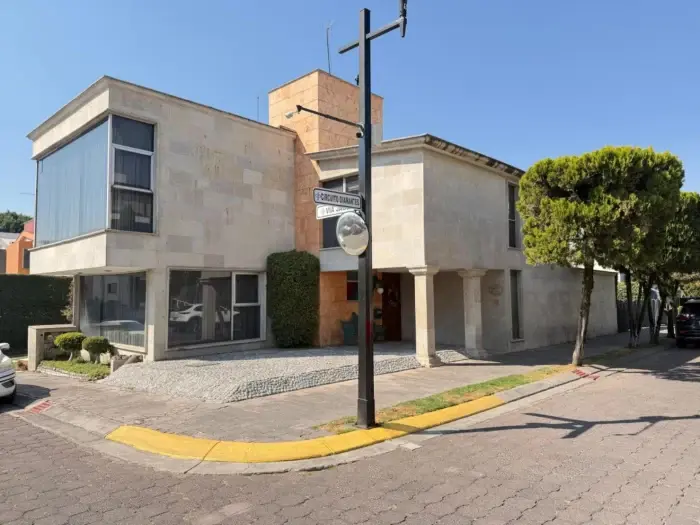 Casa en venta en Joyas del Pedregal, Coyoacán — foto 1 de 29