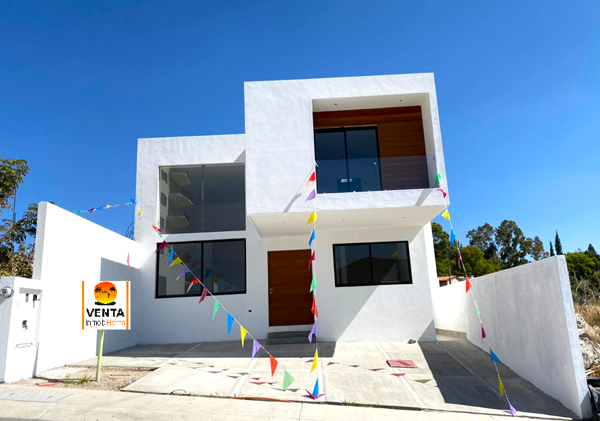 Casa en venta LOMAS DE JURIQUILLA — foto 1 de 26