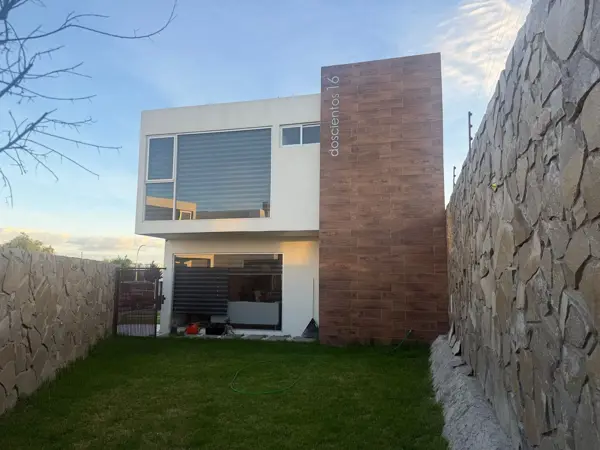 CASA EN RENTA AMUEBLADA | Madeleine Residencial, Pachuca, Hidalgo.