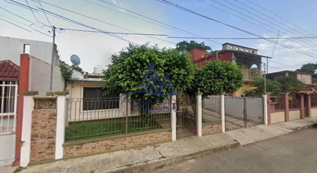 Casa en venta en Isla Centro, Isla — foto 1 de 12
