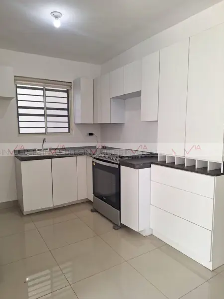 Casa en venta en Montenova, García — foto 2 de 12