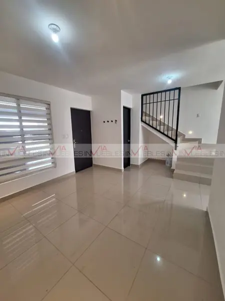 Casa en venta en Montenova, García — foto 2 de 12