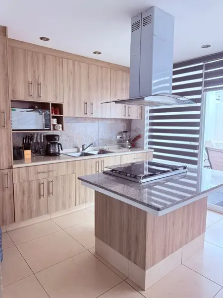 Casa en venta en Los Mirasoles, Morelia — foto 2 de 12