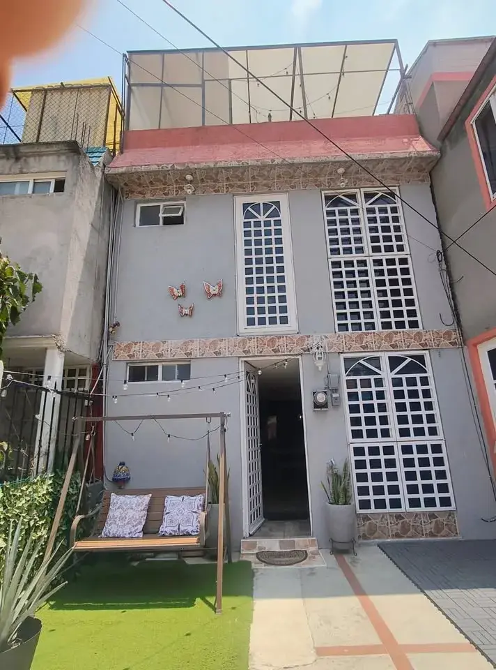 Casa en venta en Unidad Vicente Guerrero, Iztapalapa — foto 1 de 16