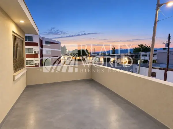 Casa en venta en Vista Hermosa, Monterrey — foto 2 de 15