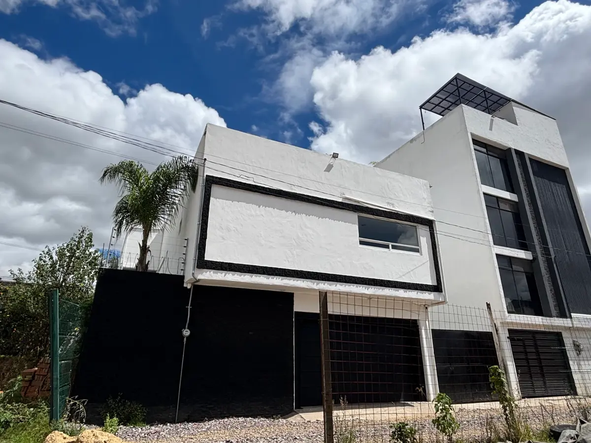 Casa en venta en Nuevo León, Cuautlancingo — foto 1 de 26