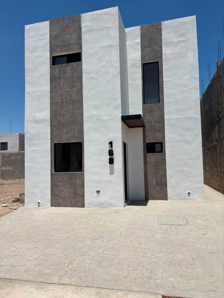 Casa en venta en Nogalera Residencial, Gómez Palacio — foto 1 de 11