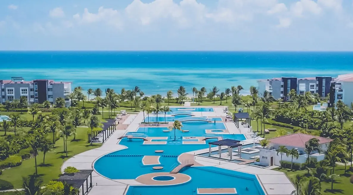 Departamento en venta en Aquasol Playa del Carmen, Playa del Carmen — foto 1 de 18