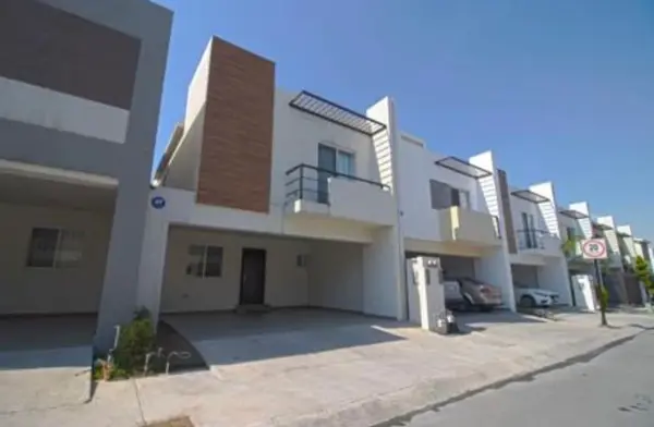 Casa en Retan Espacio Cumbres — foto 1 de 18