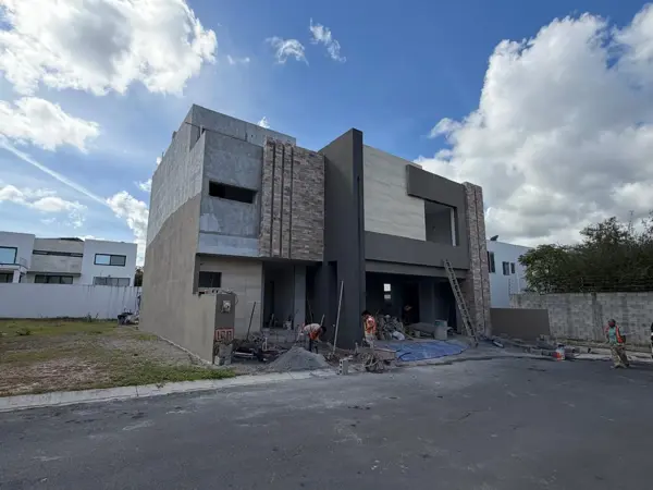 Casa en Venta el Uro Zona Carretera Nacional Monterrey — foto 1 de 21