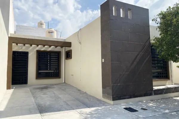 Casa en renta en Valle del Oriente, Arteaga — foto 2 de 17