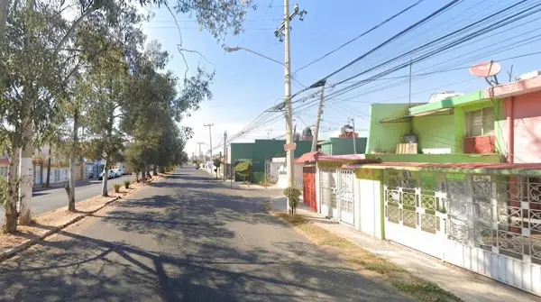 Casa en venta en Bosques de Aragon, Nezahualcóyotl — foto 2 de 10