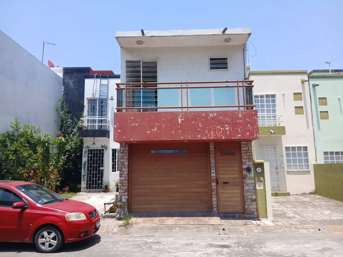 Casa en venta en Hacienda Paraíso, Veracruz — foto 1 de 14
