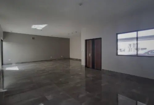 Casa en venta en Arboledas Residencial, Saltillo — foto 2 de 10