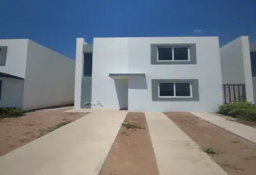 CASA DE ENTREGA INMEDIATA EN COL. MALLORCA AHOME, SINALOA