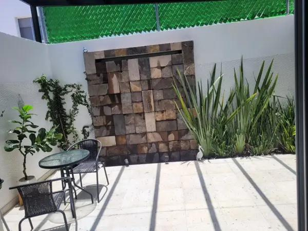 Casa Amueblada en Renta en Zibatá, El Marqués - Condominio Exclusivo con Amenidades