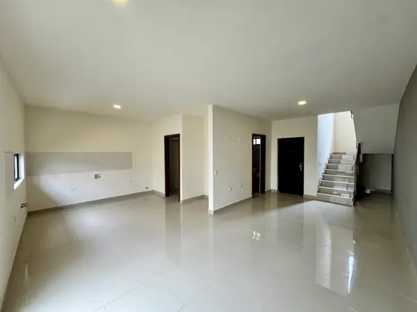 Casa en venta en Vista Hermosa, Saltillo — foto 2 de 23