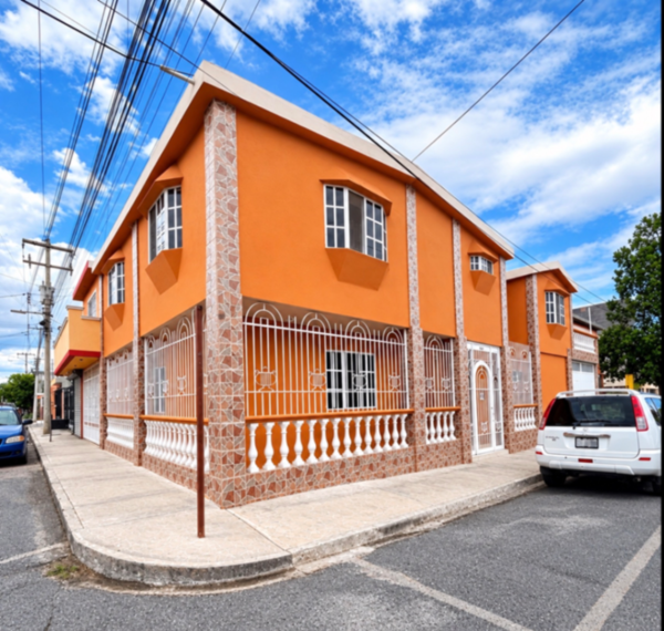 Casa Grande en Renta col. Guanajuato
