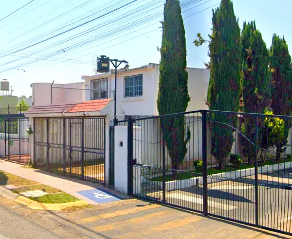 Casa en venta en Los Olivos de Tlaquepaque, San Pedro Tlaquepaque — foto 3 de 7