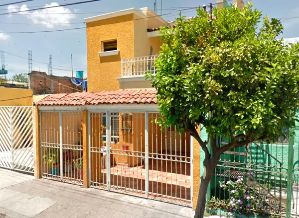 Casa en venta en San Miguel de Huentitán El Alto 1a Secc, Guadalajara — foto 2 de 6