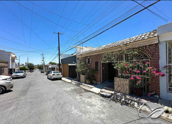 Casa en Venta en Monterrey, Zona Tec — foto 1 de 16