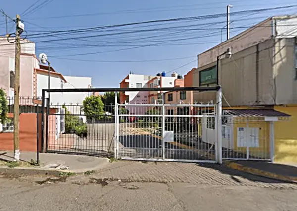 CDA. BOSQUE DE CAFETOS 67, COJ. HABITACIONAL SAN BUENAVENTURA, IXTAPALUCA, EDO. DE MÉXICO.