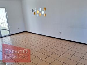 Casa en renta en Residencial Senderos, Torreón — foto 3 de 13