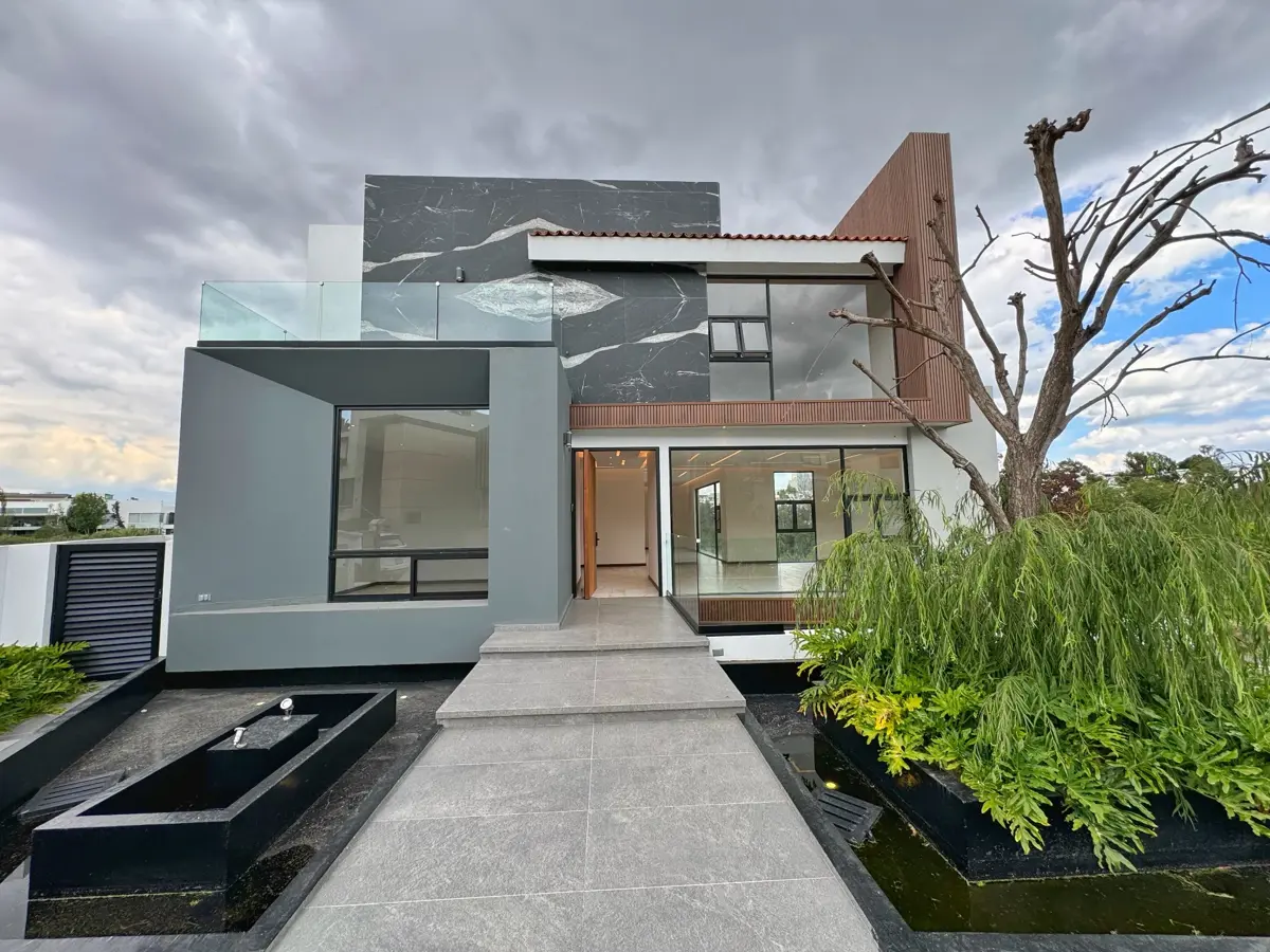 Casa en venta en La Vista Contry Club, San Andrés Cholula — foto 1 de 11
