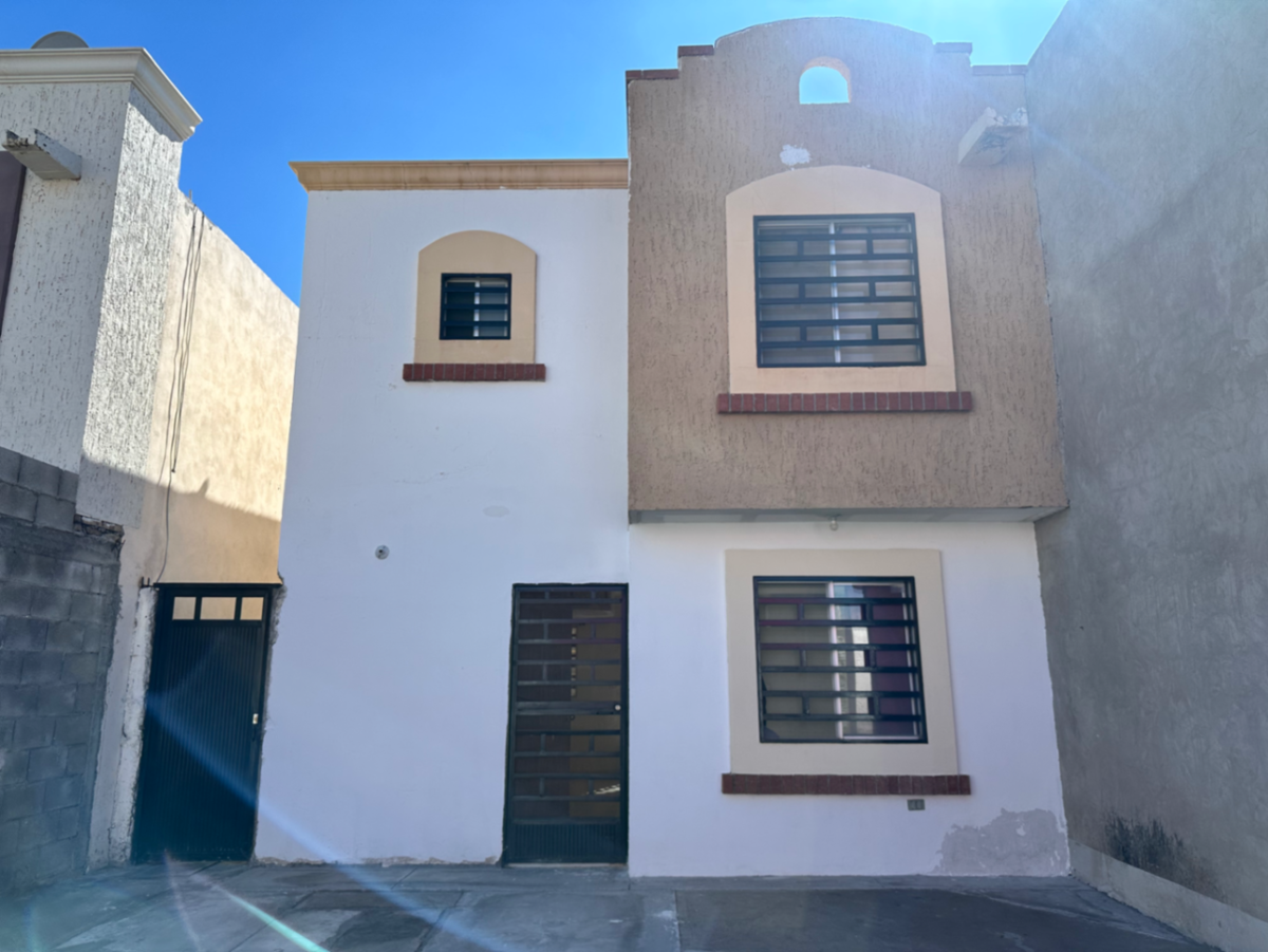 Casa en renta en Jardines Universidad, Torreón — foto 1 de 20