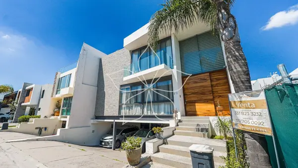 Casa en venta en San Juan de Ocotan, Zapopan — foto 2 de 40