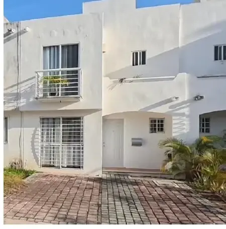 CASA EN VENTA EN CANCUN
