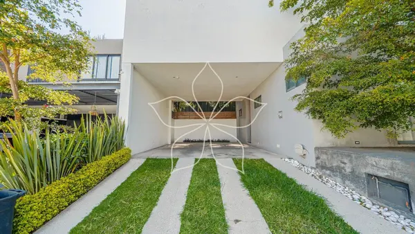Casa en venta en Mítica Residencial, Zapopan — foto 2 de 47
