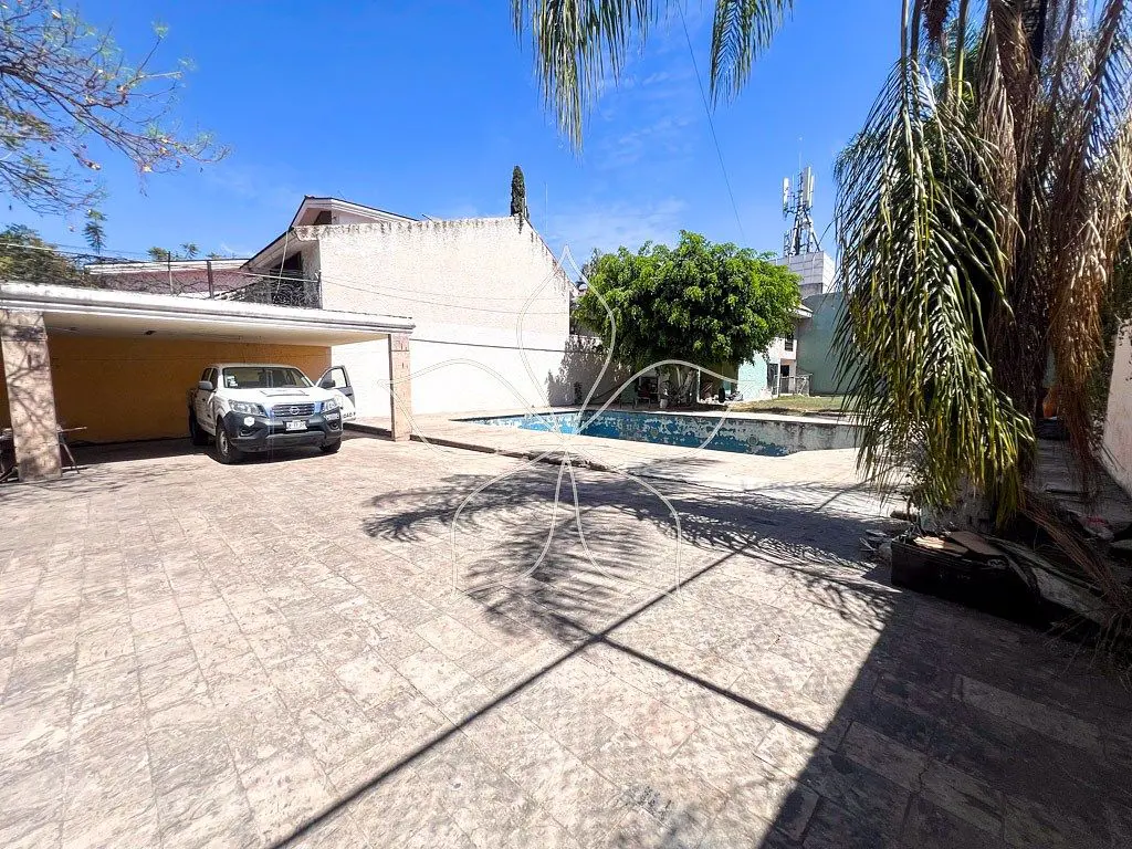 Terreno en venta en Bosques de La Victoria, Guadalajara — foto 1 de 13