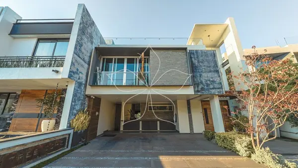 Residencia de Lujo, Puerta las Lomas, Zona Diamante, Jal, Zapopan. — foto 1 de 47