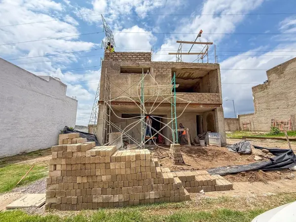 Casa en venta en Coto Sienna Capital Norte, Zapopan — foto 2 de 9