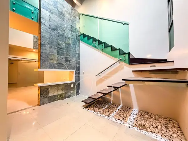 Residencia en Venta Ubicada en Arboledas, Tepic, Nayarit. — foto 1 de 38