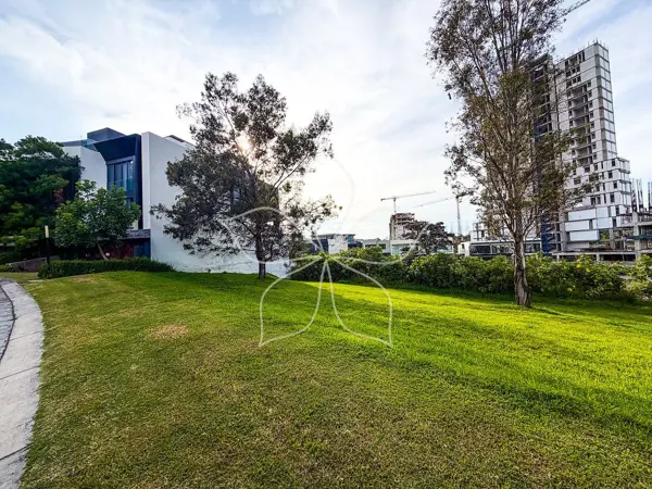 TERRENO EN VENTA UBICADO EN PUERTA LAS LOMAS, ZAPOPAN, JAL.